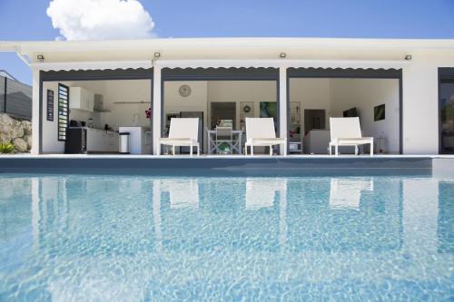 Saint-Francois Villa | Villa Mojito