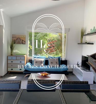 Hyeres Villa | Villa Mont des Oiseaux Piscine Chauffée Clim Vue Mer By HC