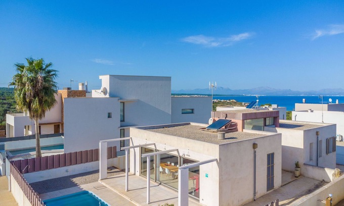 Urbanizacion Mont Ferrutx Villa | VILLA MONTFARRUTX - Modern villa with private swimming pool and free Wifi