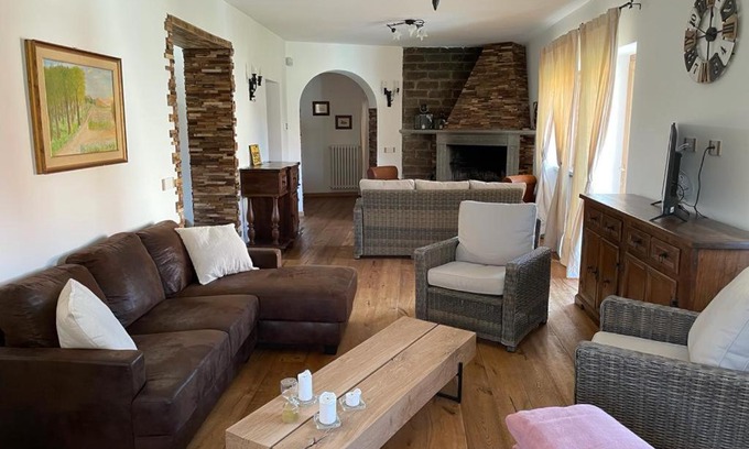 Lake Bracciano Villa | VILLA NAZZA