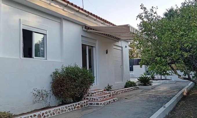 Pedralba Villa | VILLA NEAR SEA AND MOUNTAINS IN TYPICAL VILLAGE