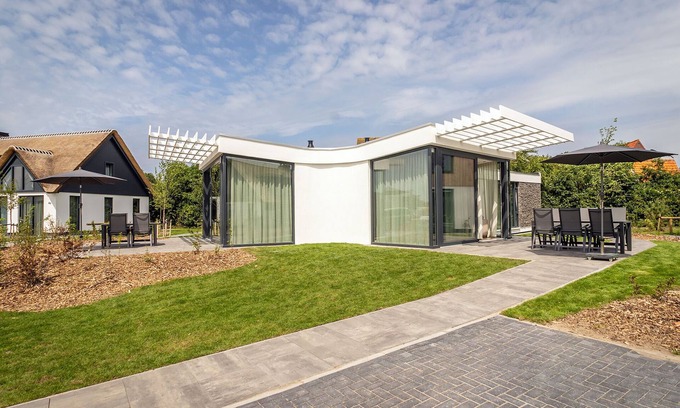 De Koog Villa | Villa near Texel Beach with Private Sauna