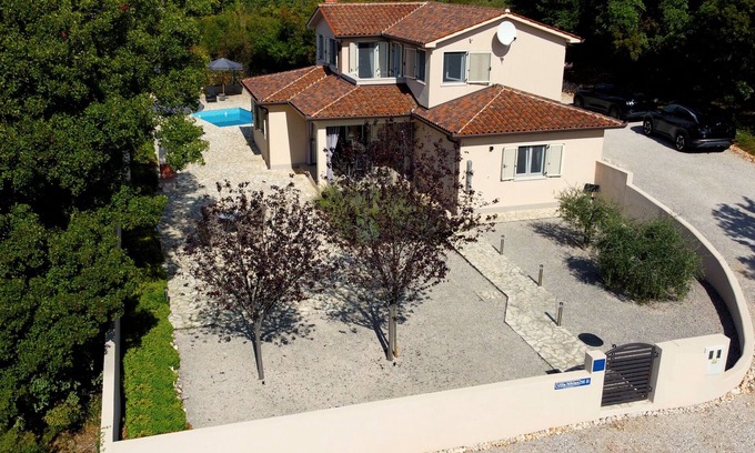 Brgod House | Villa Niklas mit Pool 4 km vom Meer