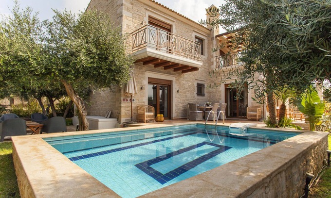 Magnisia Villa | Villa Okalia, Luxury stone villa with private pool and delicate decoration.
