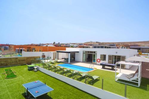 Costa de Antigua Villa | Villa Opal by Villa Plus