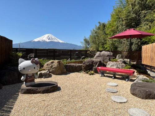 Fujikawaguchiko Villa | Villa Orange Cabin