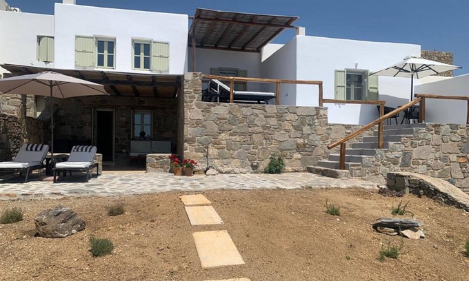 Serifos Villa | Villa Ostria