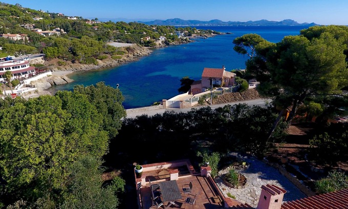 Les Issambres Villa | Villa Ottaviani, spectacular ocean views, steps from the beach, spa and pool