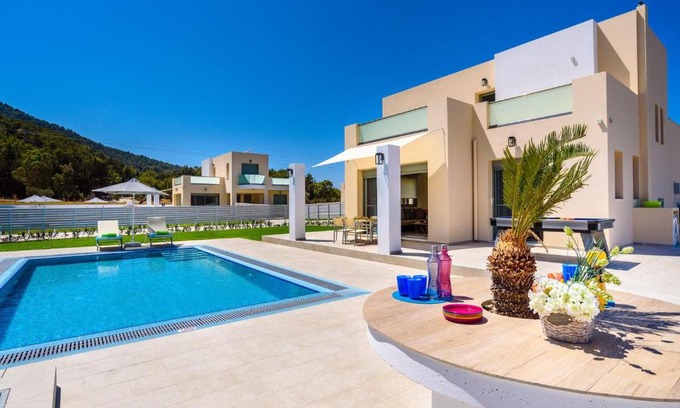 Filerimos Villa | Villa Paleos Evergreen by Villa Plus