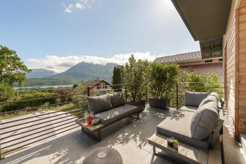 Saint-Jorioz Villa | Villa Panoramiqua - Vue 180 sur le Lac d'Annecy et les montagnes