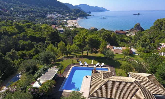 Pelekas Villa | Villa Pasiphae - Two Bedroom Villa, Sleeps 6
