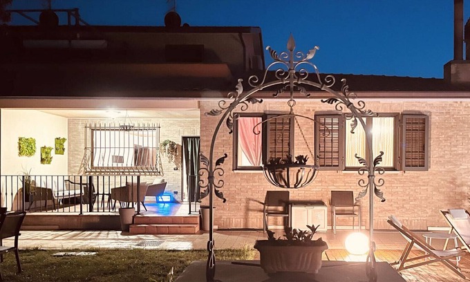 Castelnuovo House | Villa Patty Assisi is ideal for couples, families, and friends, featuring a min