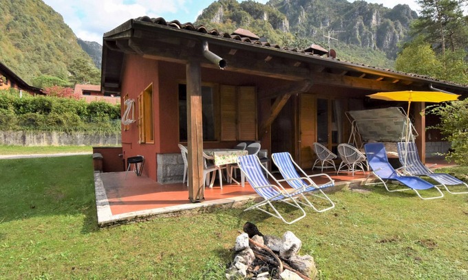 Vesta House | Villa Pineta by Interhome