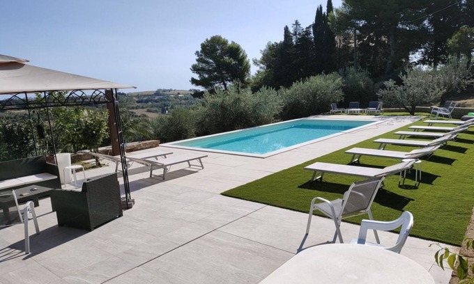 Civitanova Marche Villa | Villa Poggio Bettino by MMega