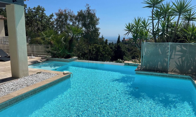 Cabris Villa | Villa private pool sea view