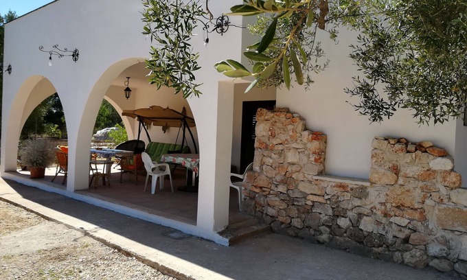 San Vito dei Normanni Villa | VILLA RAFFAELA (marine reserve of Torre Guaceto) between sea and ancient olive trees