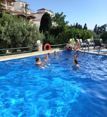 Batsi Apartment | Villa Rena