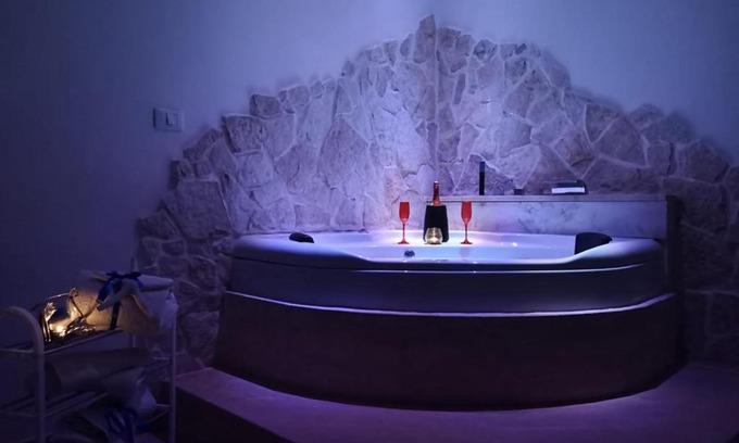 Taranto Villa | Villa Rhaele