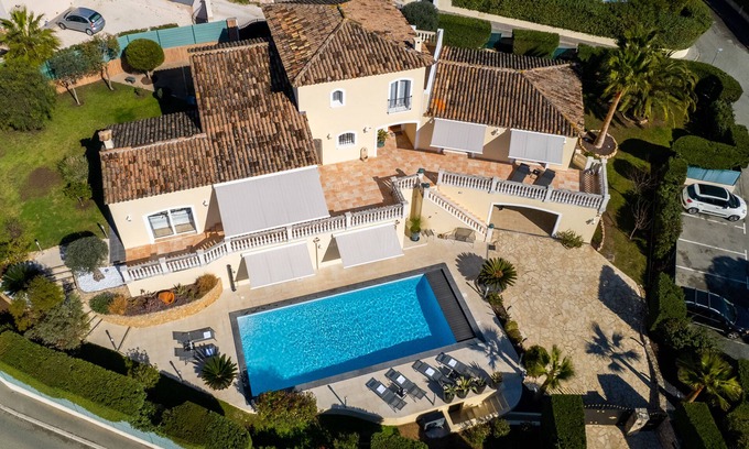 Frejus Villa | Villa Riposa: Dream villa with heated pool