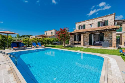 Lithakia Villa | Villa Rizolia Enea by Villa Plus