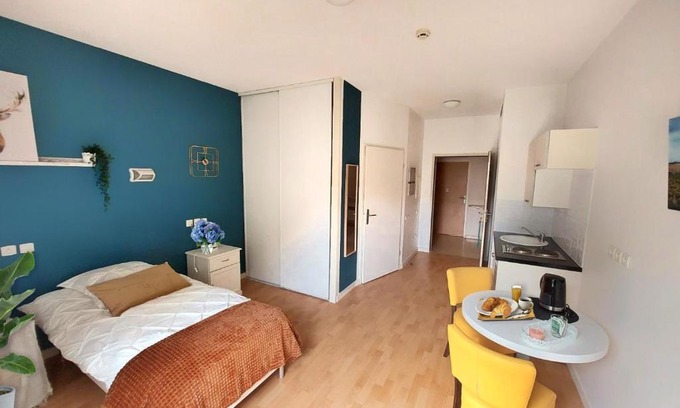 La Brede Apartment | Villa Rose de Mons - Résidence Services Senior