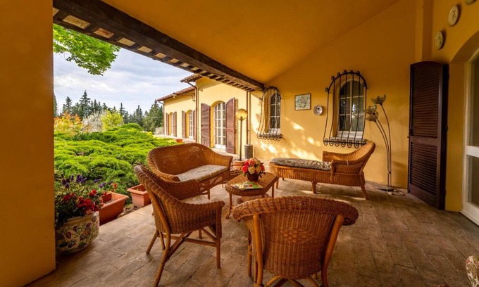 Foligno Villa | Villa Sara