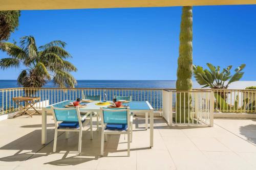 Santa Cruz Villa | Villa Sea Shore by Villa Plus