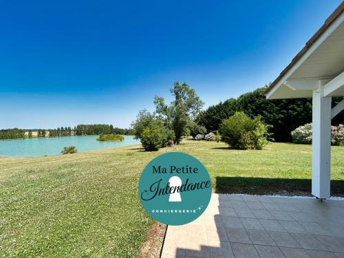 Lussan Villa | Villa Sheila - Au bord de l'eau avec piscine