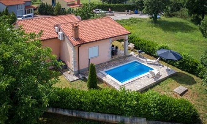 Salakovci House | Villa Slaven with pool in a quiet location