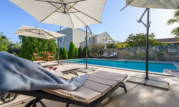 Rakalj Villa | Villa Sole ⭐ ⭐ a family friendly villa with a stunning view over the sea