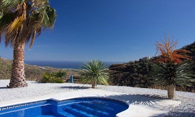 Arenas Villa | Villa 'Stunning Near Velez-malaga' with Sea View, Wi-Fi and Air Conditioning