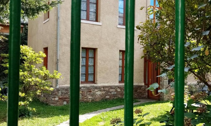 Bagneres-de-Luchon Villa | Villa Sylvie – Elegance & Mountain View, 100m from Luchon Center