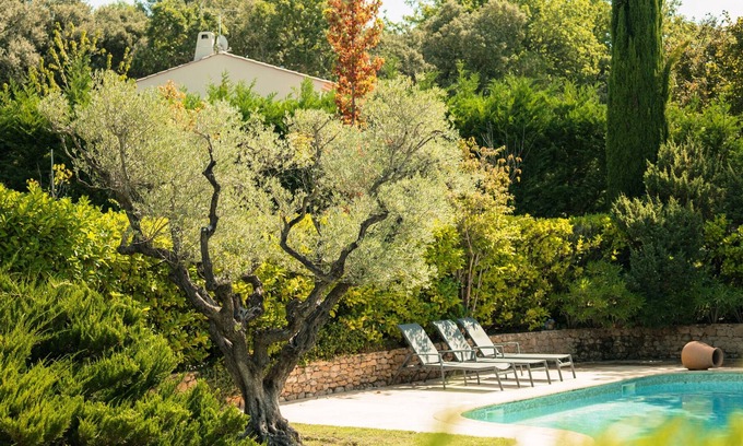 Rognes Villa | VILLA TESSA 14 personnes - ROGNES PROCHE AIX EN PR