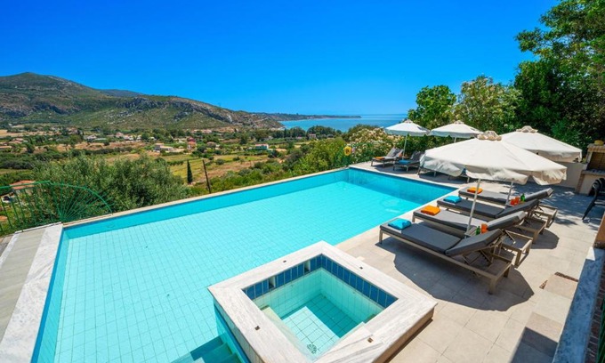 Kateleios Villa | Villa Thymari by Villa Plus