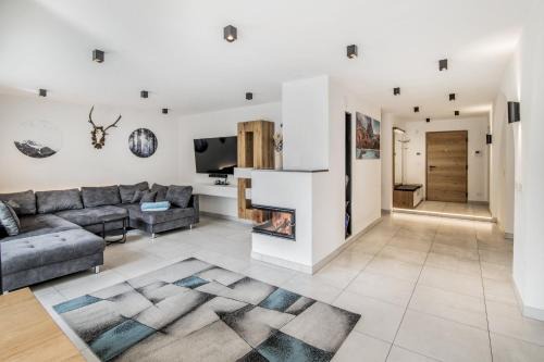 Colle Isarco Apartment | Villa Tribulaunblick - Design-Apartment mit Bergblick & Sonnenterrasse bei Sterzing