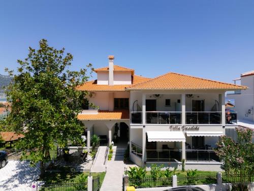 Chrisi Akti Hotel | Villa Vasiliki