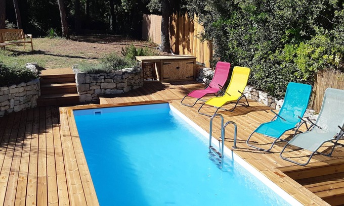 Domino Villa | Villa with garden and heated swimming pool. 700 m from beaches and shops.