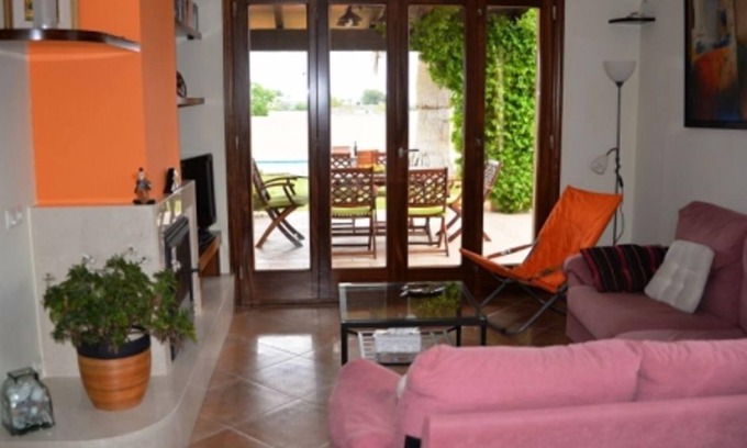 Vilafranca de Bonany House | Villa with pool in traditional Majorcan village.