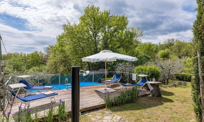Sovicille Villa | Villa with garden and pool close to Siena