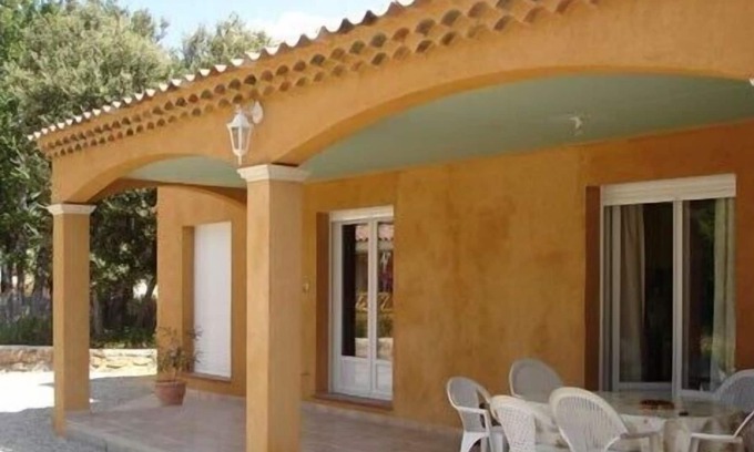 Regusse Cottage | Villa with mature pool, quiet location