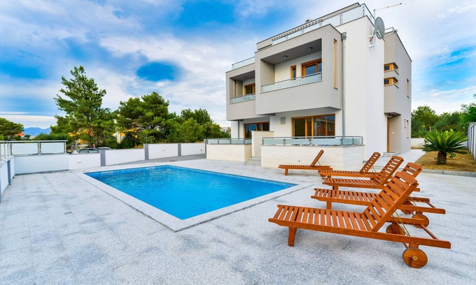Zaton Villa | Villa with pool, 50 m from the sandy beach, beautiful sea view