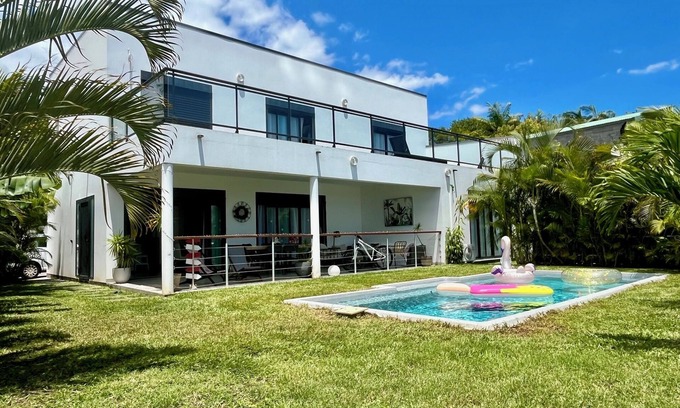 Les Avirons Villa | Villa with pool and sea view, 8 minutes from Etang Salé les bains beach