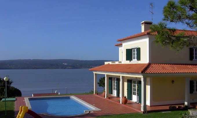 Caldas da Rainha Villa | Villa with private pool and views of Obidos Lagoon