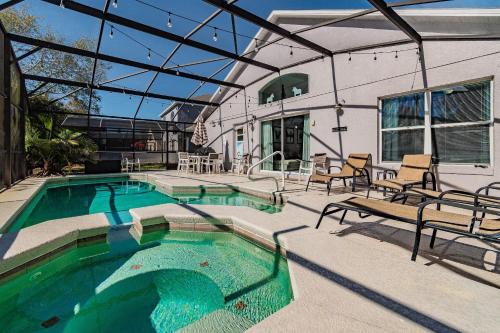 Lake Berkley Villa | Villa with Private Pool in Lake Berkley Resort