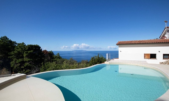 Marciana Marina Villa | Villa with swimming pool and sunset view