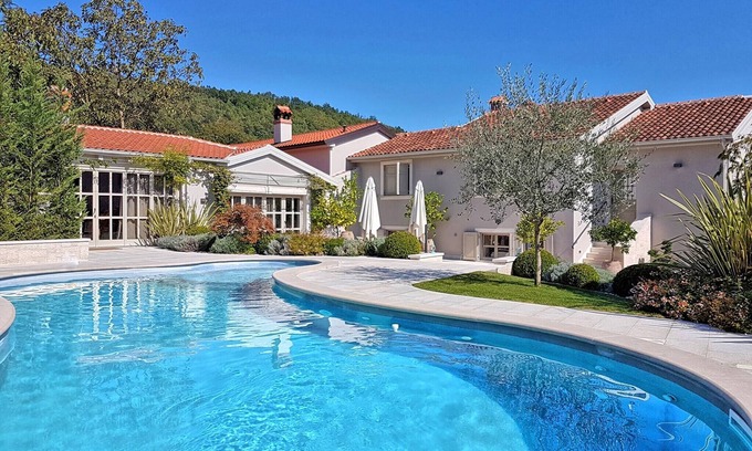 Jakomici Villa | Villa Zita u Svicima for 10 people with jacuzzi & sauna in Central Istria