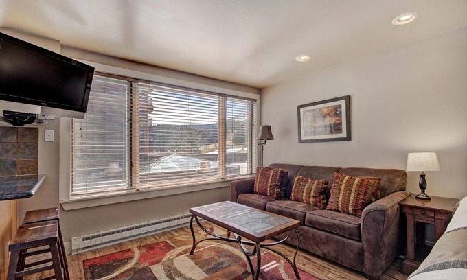 Peak 9 Apartment | Village at Breck V4208