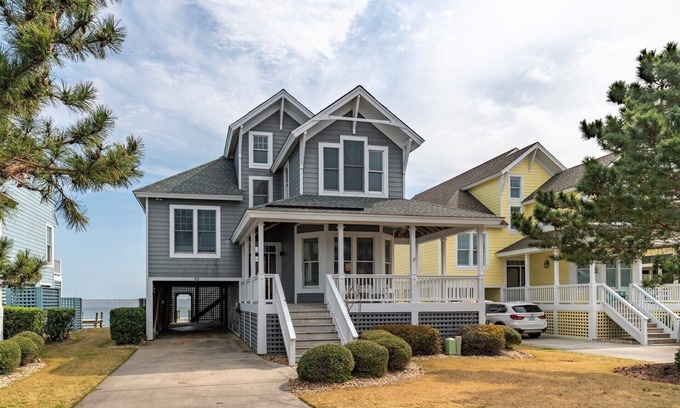 Manteo House | Village Landings 70, Remodeled Sound-Front Home