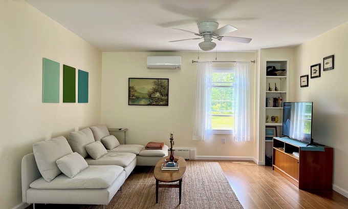 Catskill House | Village of Catskill Home