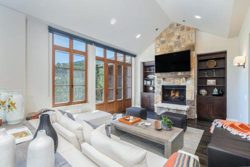 Mountain Village Apartment | Villas at Cortina Penthouse 11 by Alpine Lodging Telluride